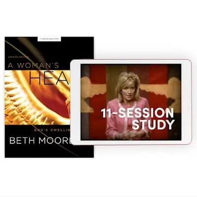 A Woman's Heart - Bible Study Book + Streaming Video Access Super Sale
