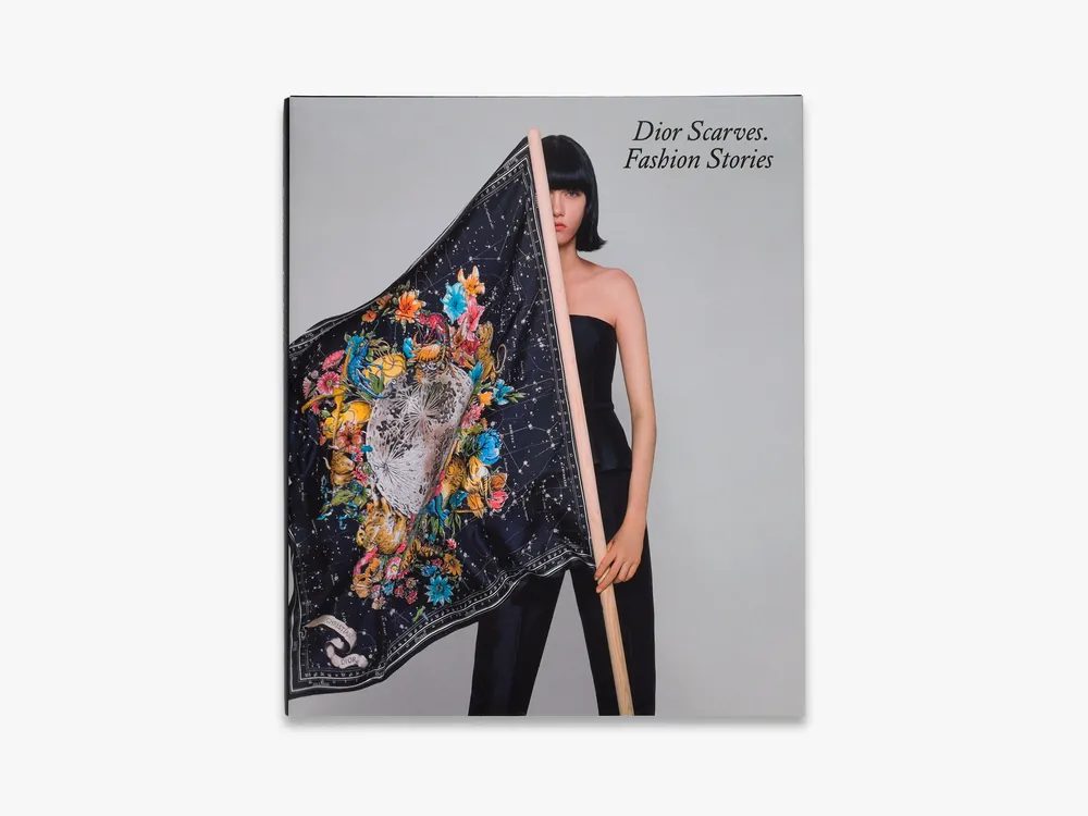 Sale Dior Scarves. Fashion Stories.